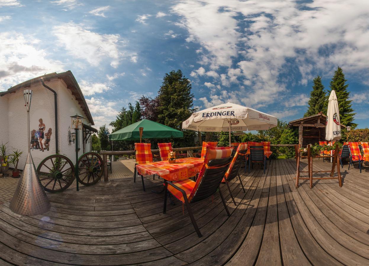 Hotel Alpenhof Markneukirchen Exteriör bild