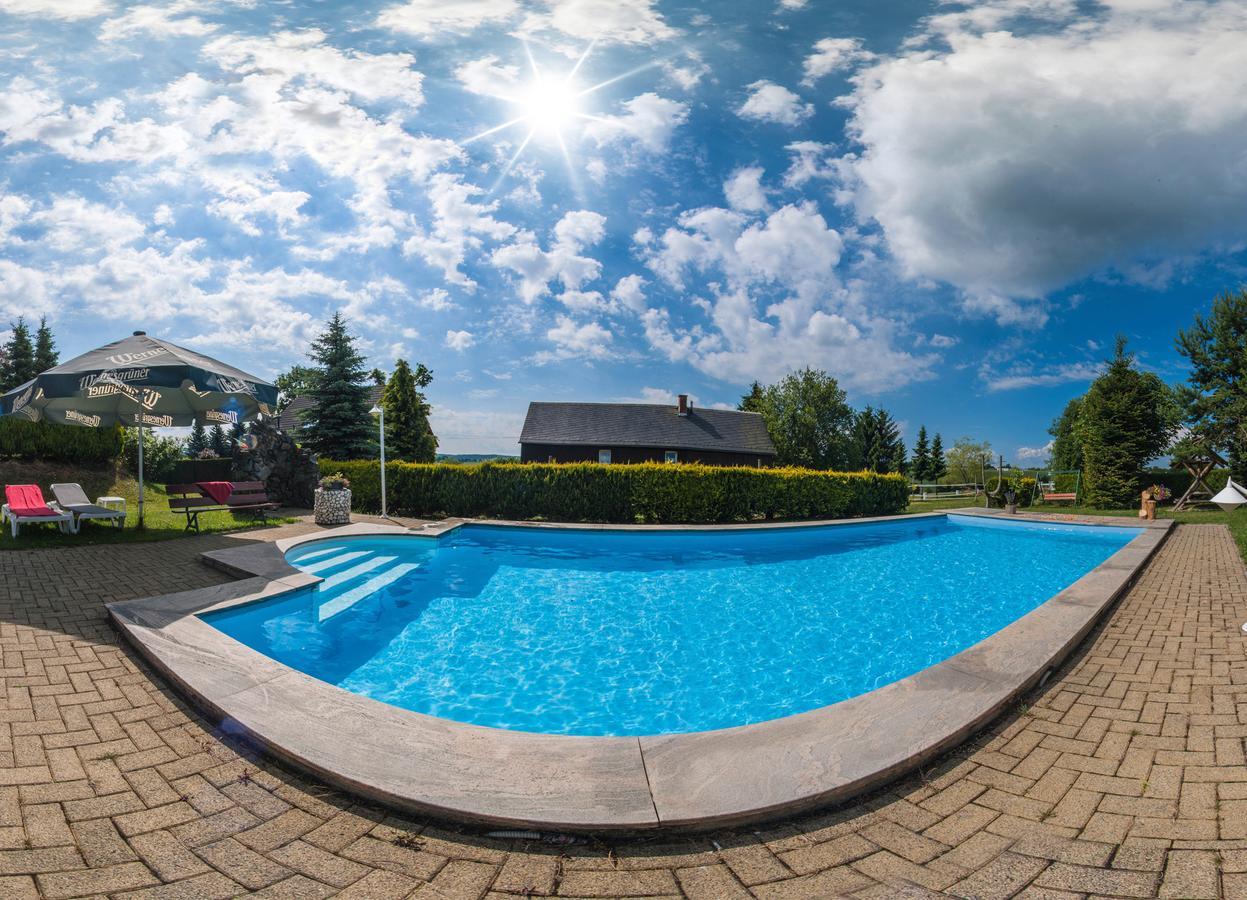 Hotel Alpenhof Markneukirchen Exteriör bild